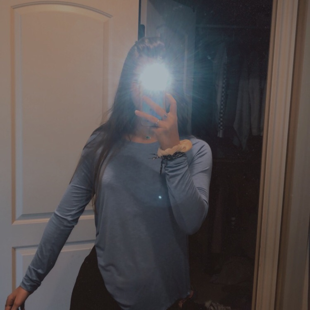 AE soft and sexy long sleeve tee 💙